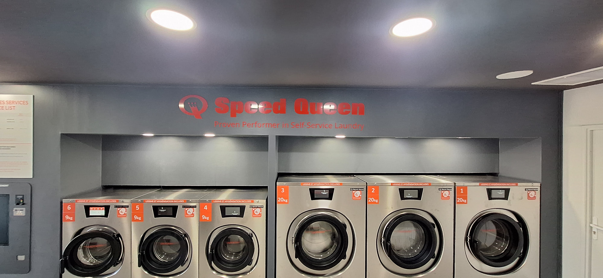 Lave-linge Speed Queen 9 kg et 20 kg de la laverie de Trèbes